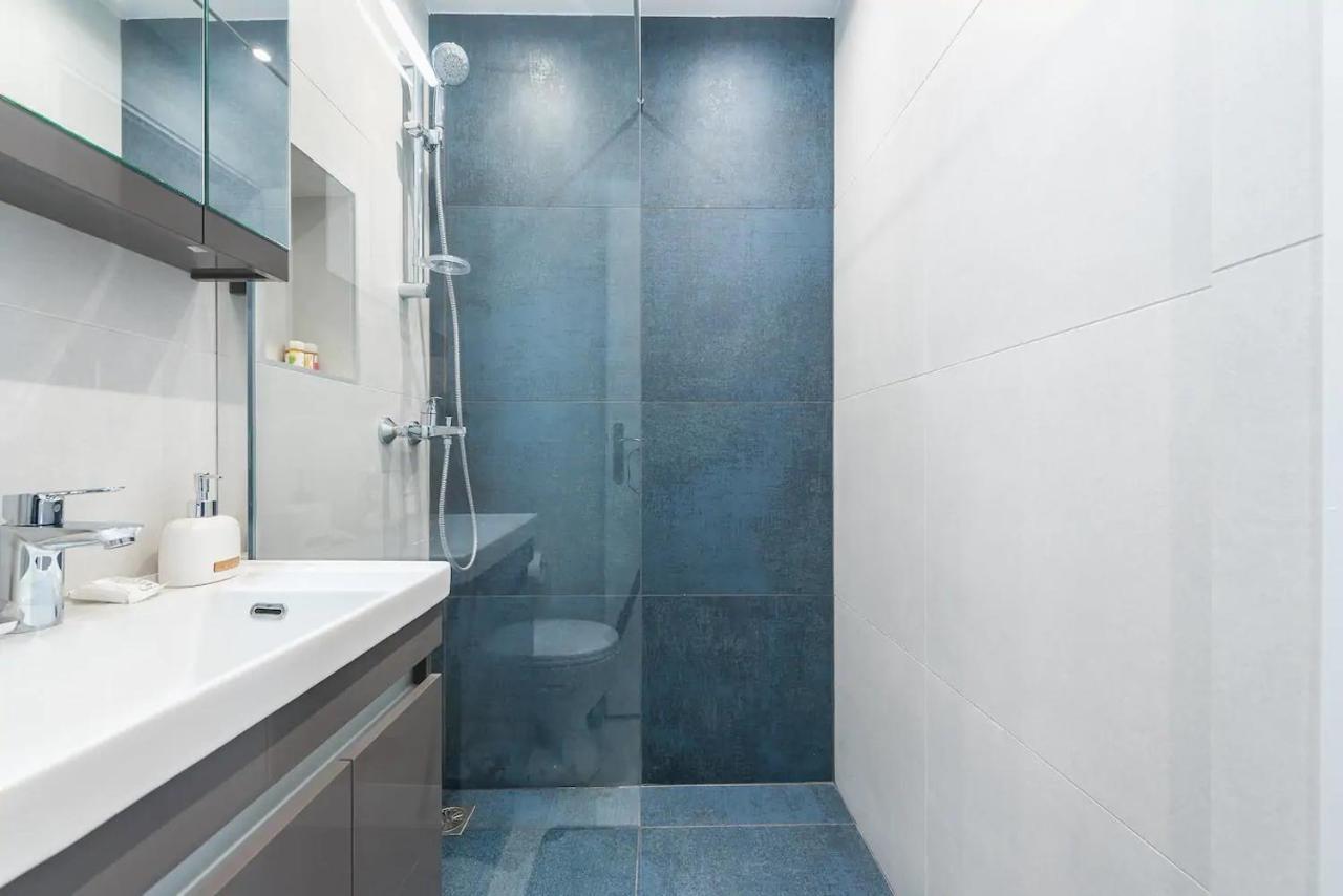 Glyfada Glass-Walled Designed Apt Athen Exterior foto